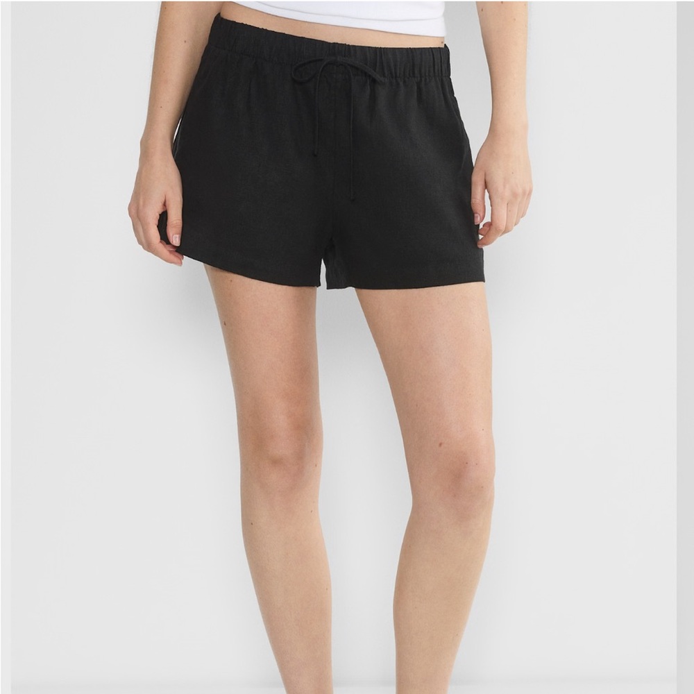 Aritiza Babaton Sontag linen shorts